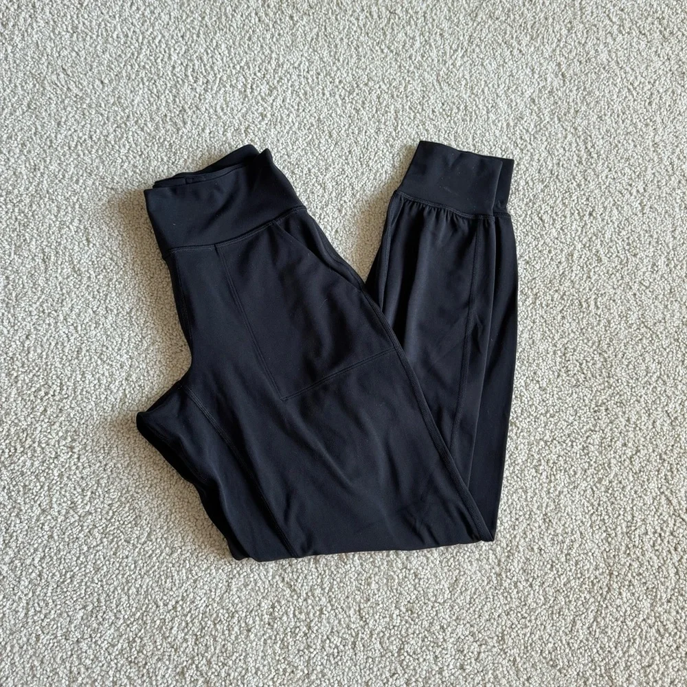 Lululemon - Align Joggers - Picture 5 of 10